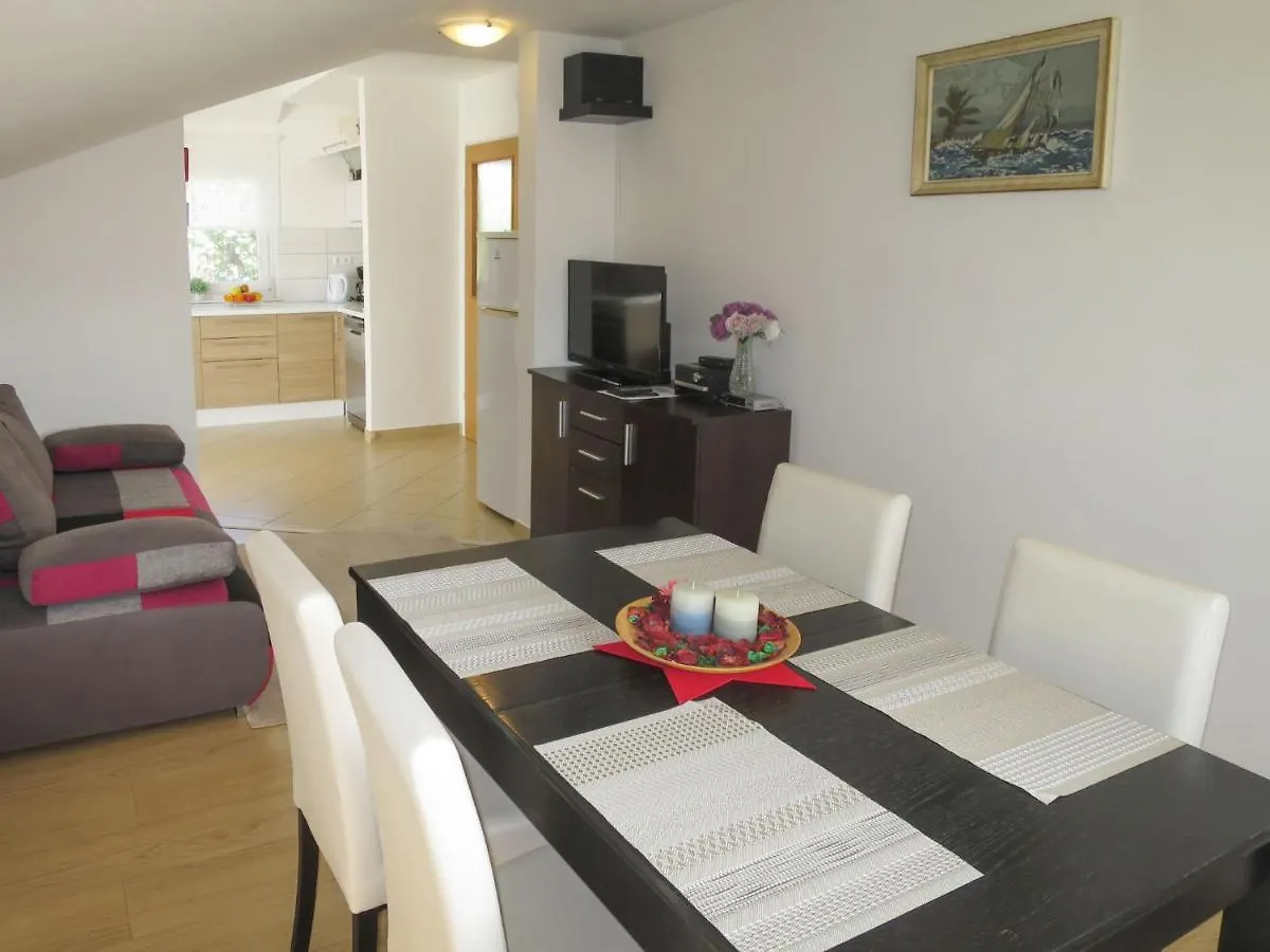 Apartment Andelina - Srd412 By Interhome Maslenica